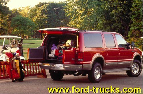 2000_Ford_Excursion-43
