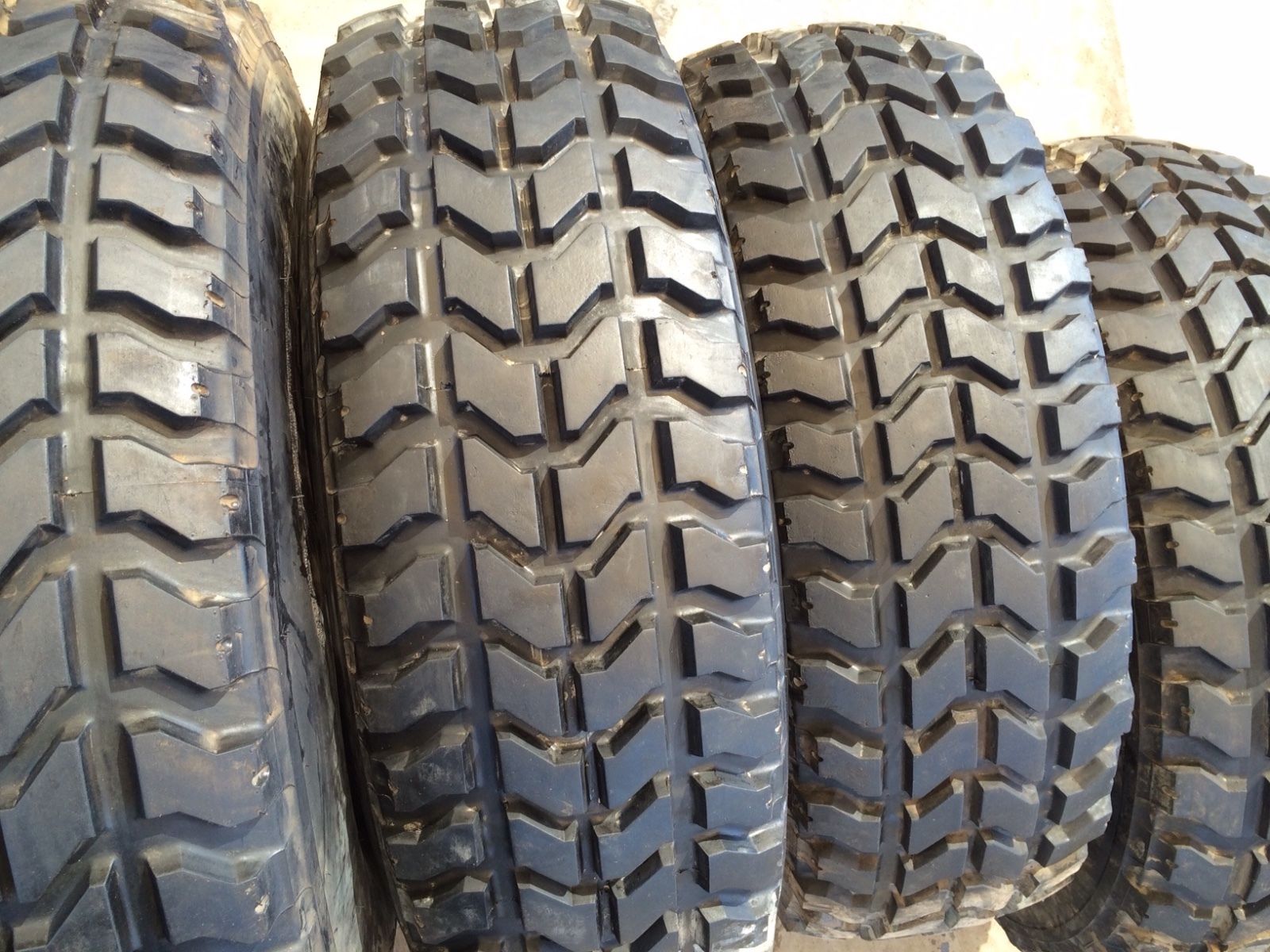 What's the meatest and tallest tire I could fix on a  rim? - Ford Truck  Enthusiasts Forums