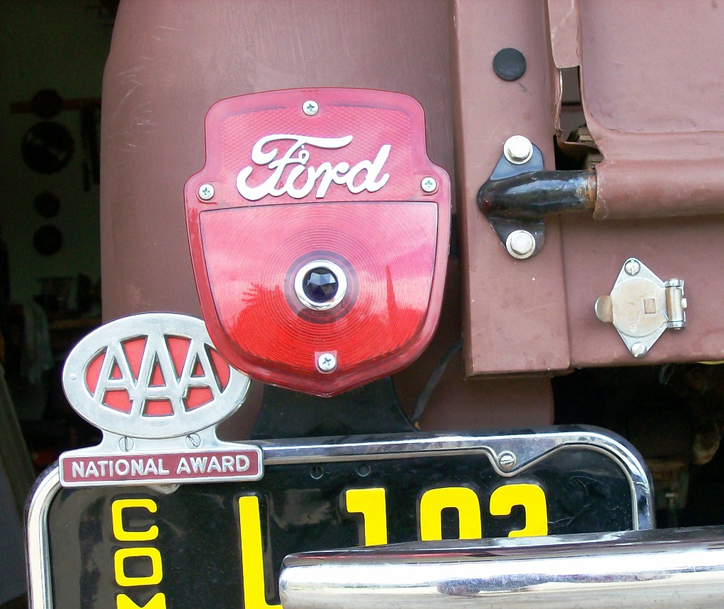 Name:  C4 Tail light Bracket.JPG
Views: 388
Size:  211.5 KB