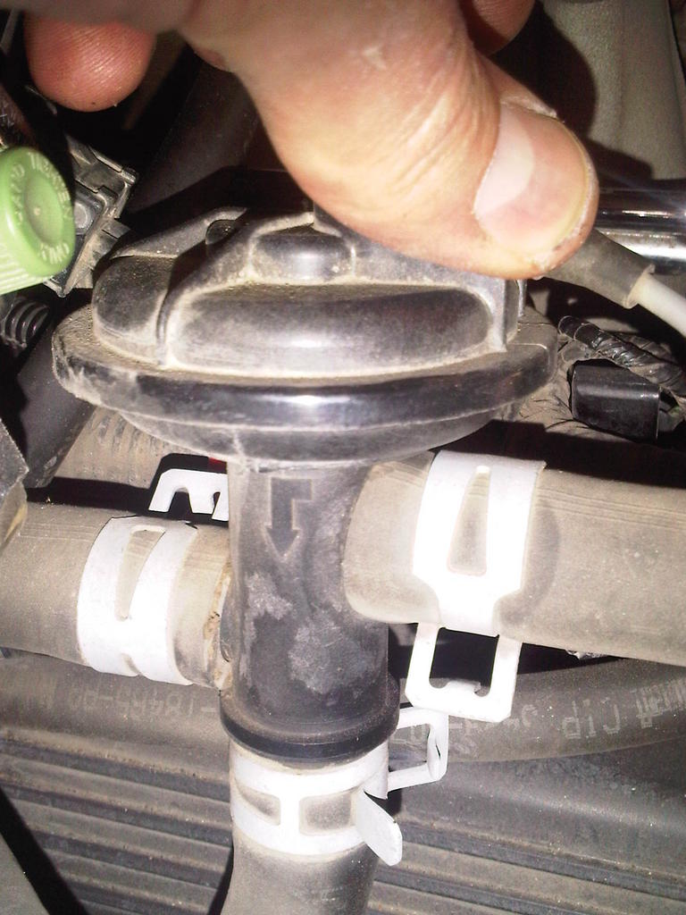 2002 Ford expedition heater control valve location #4