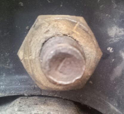 Left hand threads on rear axle - Ford Truck Enthusiasts Forums
