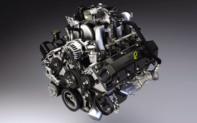 Ford Rolls Final 4.6-Liter V8 Off Assembly Line