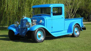 Jay Leno’s First Ride – A 1934 Ford Pickup