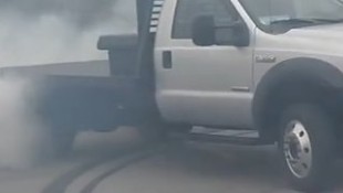 TIRE SMOKIN’ F-550 Diesel Rolls Coal and Smokes All Four Wheels