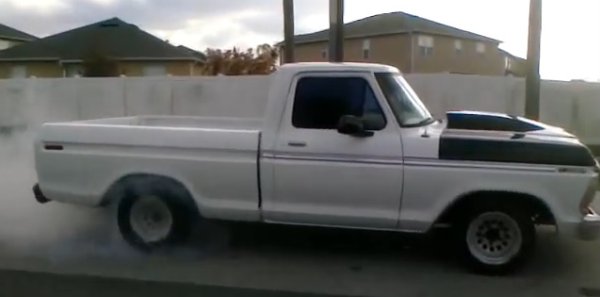 Watch a 1979 Ford 460 Race Truck Paint Stripes on the Road