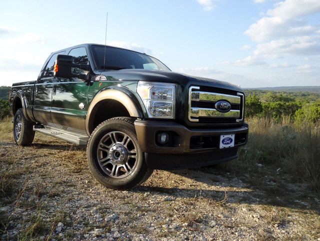REVIEW 2015 Ford Super Duty F-350 King Ranch 4X4