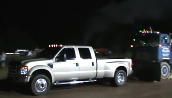 TRUCK PULLIN’ F-450 Makes Short Work of the Pulling Sled