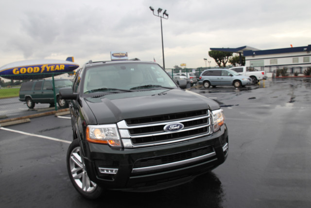 2015 Ford Expedition Snags Top Safety Award