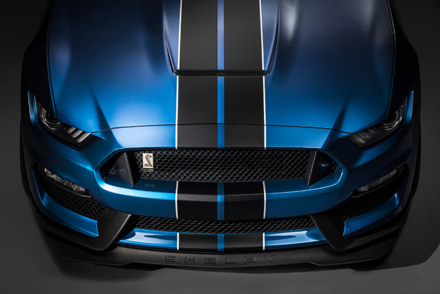 Shelby GT350R Mustang is Insane