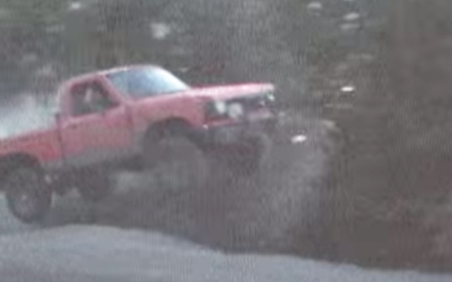 HUMP DAY JUMP Ford Ranger Jumps General Lee Style