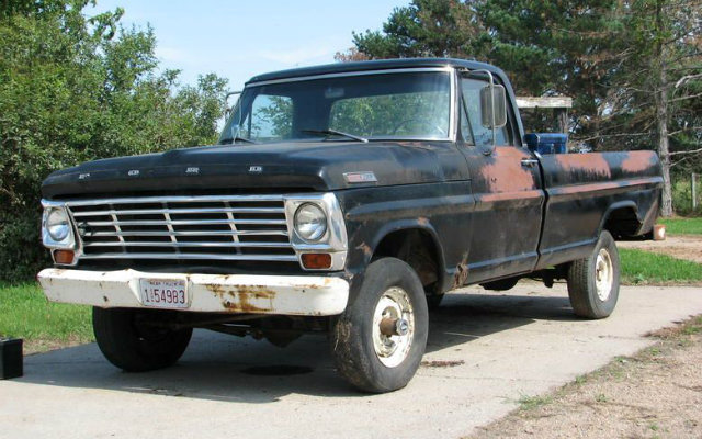 TRUCK YOU! A 2006 F-250 and a Wonderful 1967 F-100 Build