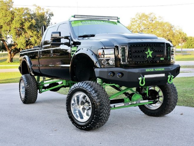 TRUCKED UP 2008 Ford F-350 is a Hot Mess