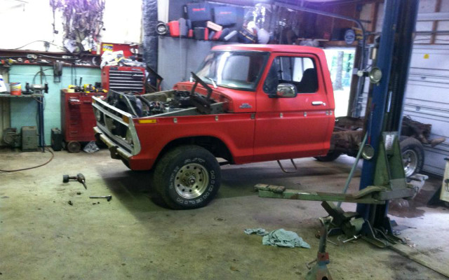 BUILDUP A 1977 Ford F-150 4×4 Project