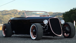 This ’33 Roadster Has a 550-Cubic-Inch Ford V8 Under the Hood