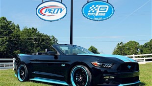 Richard Petty Goes Hellcat Hunting with Special Mustang GTs