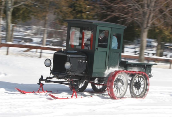 ford-snow-vehicles-1