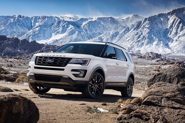 The Ford Explorer Gets a New XLT Sport Appearance Package for 2017