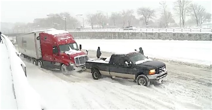 “IT’S A FORD!” White Knight Rescues Big Rigs from the Snow