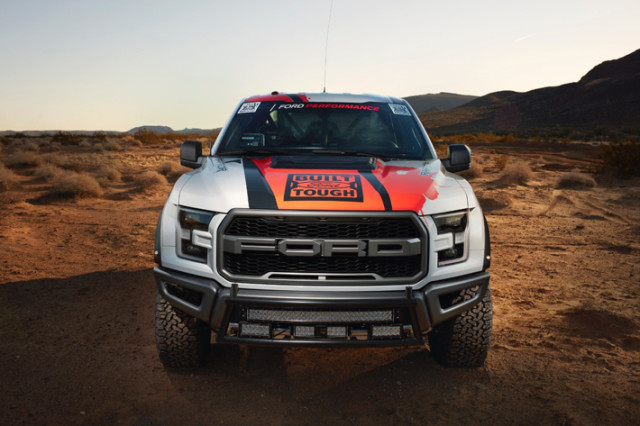 2017 Ford Raptor F-150 is Ready to Rumble