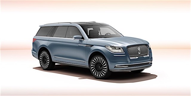 The New Lincoln Navigator Should Retain the Gullwing Doors and Retractable Steps