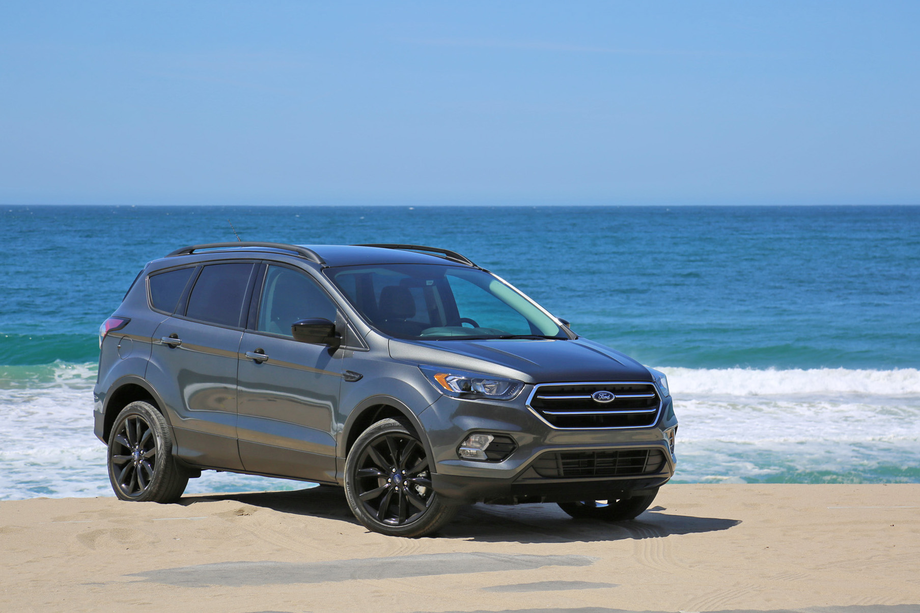 Redesigned 2017 Ford Escape Eludes Enthusiasts