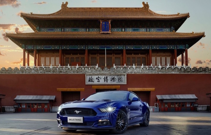 Why is the Ford Mustang Selling Like Hot Cakes Across the World?