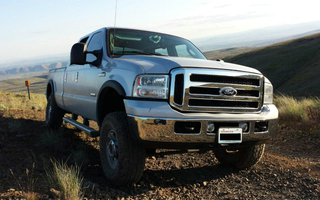 TRUCK YOU! A 2006 Ford F-250 Lariat