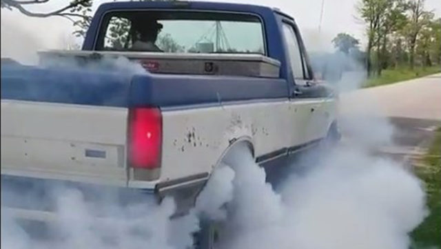 Tire Smokin’ F-150 Does a Monster Single Tire Burnout