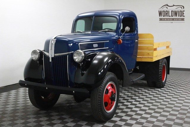 This Stunning 1941 Flatbed is Ready to Put in Work