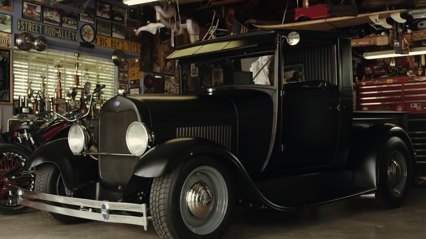 1929 Ford Model A truck - Front