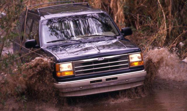 This 1991 Ford Explorer Retro Video Review Will Make Your Day