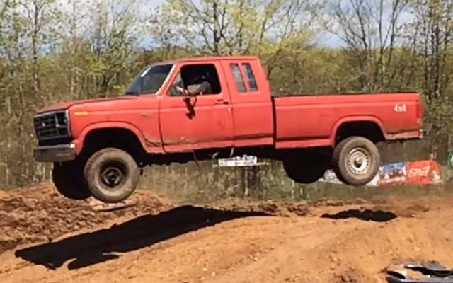 HUMP DAY JUMP! Ford F-250 Takes a Beating at Woodstruck 2015