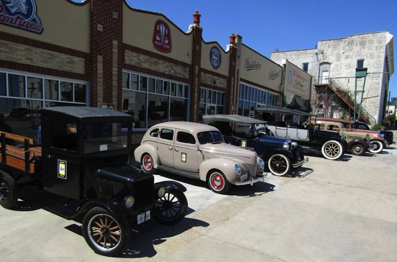 Vintage Car Museums 23