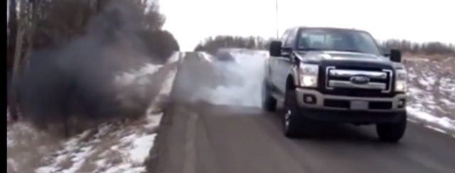 Tire Smokin’ Ford F-350 Diesel Burnout