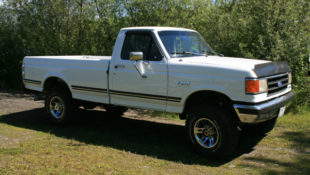 TRUCK YOU! A 1989 Ford F-250