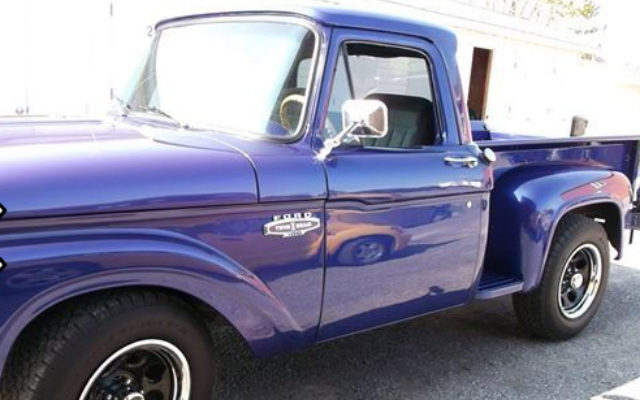 TRUCK YOU! 1966 Ford F-100 Flareside
