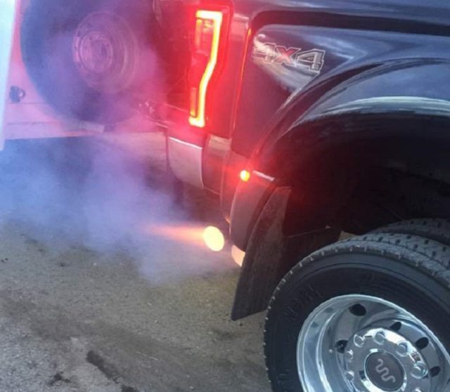 Customer Drops $73k on ’17 Ford F-450 and Quickly Regrets it!