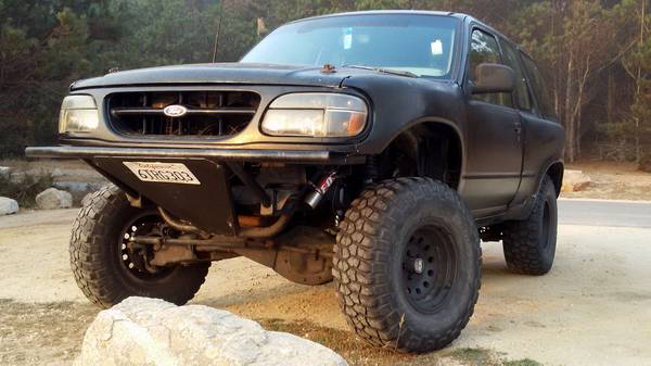 Be a Real Explorer With This Unique Ford Prerunner