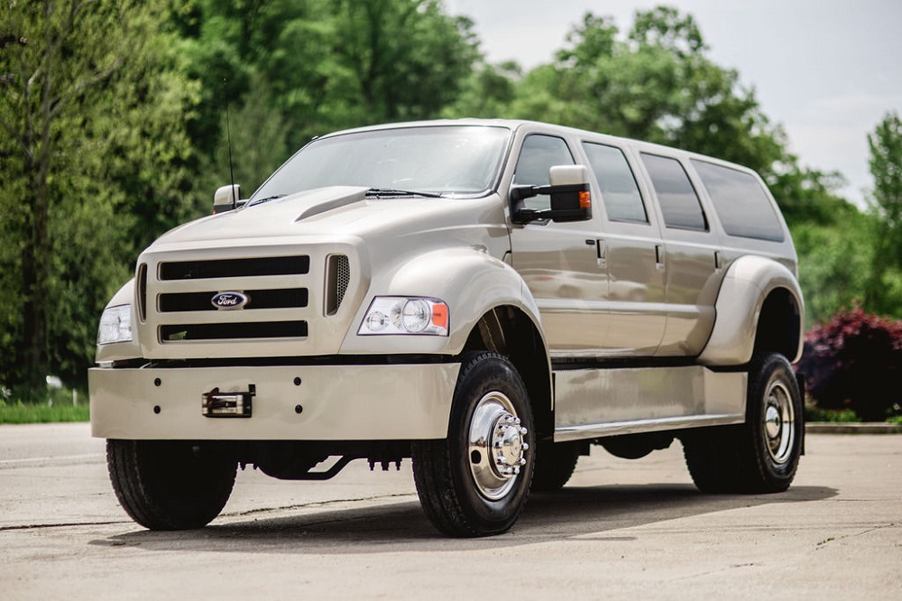 2019 ford f650 excursion