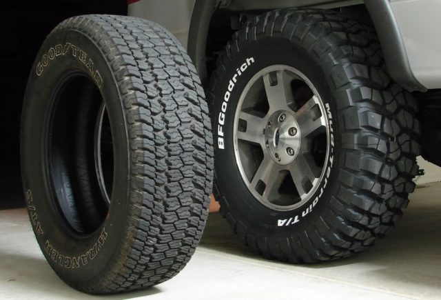 Tires: Do You Really Need to Buy OEM Replacements for Your Ford?