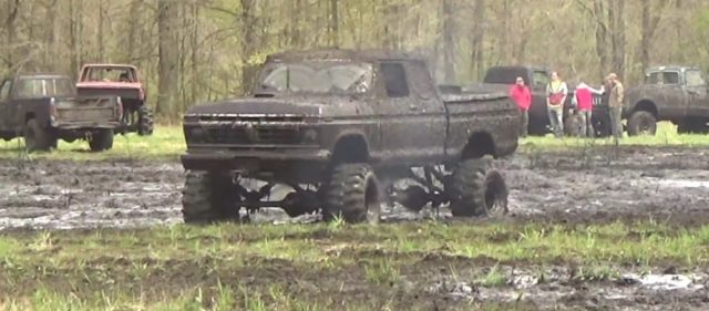 ’70s Ford Truck Leaves Others in the Pit: Muddy Monday