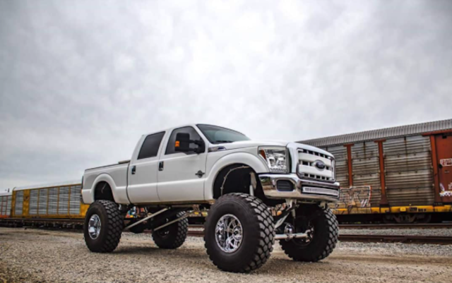 Ford Super Duty Lifted