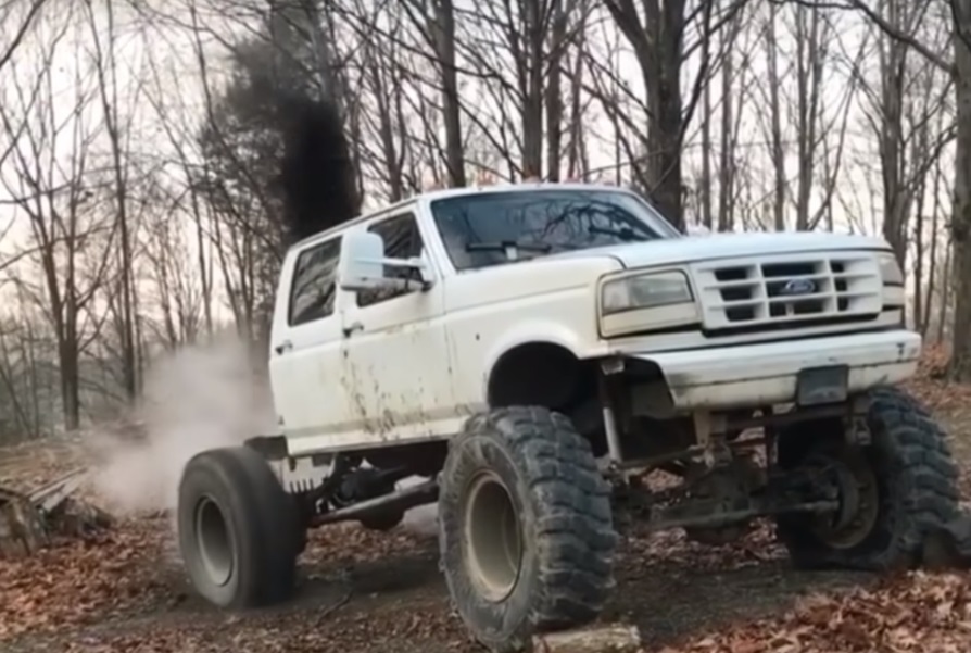 Ford Diesels Doing What They Do Best (Video)