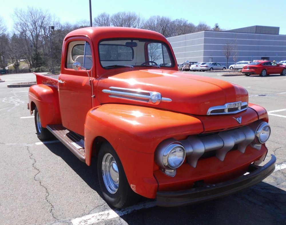 1951 Ford F-1 Orange PS Front