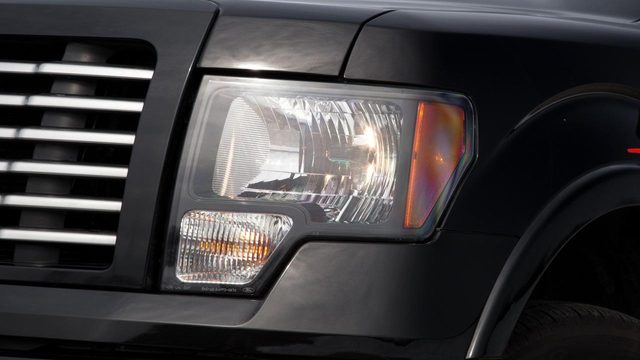 Ford F-150/F-250: Headlight Legal Requirements