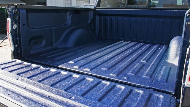 Ford F-150/F-250: How To Install Bed Liner