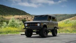 1975 Ford Bronco Restomod is an Amazing Off-Road Build