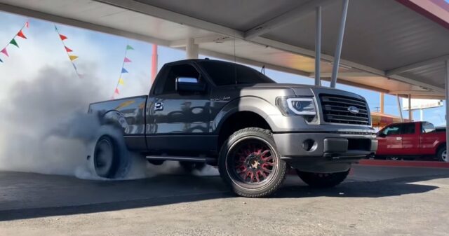 2014 Ford F-150 Burnout