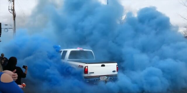 Ford F-250 Giant Blue Burnout