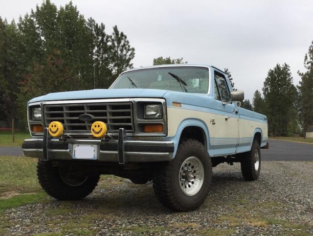 Blue Bullnose + 1985 two tone F-250